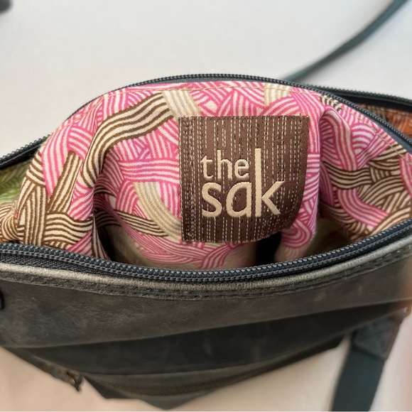 The Sak | Crossbody leather purse | Teal - Picture 6 of 7